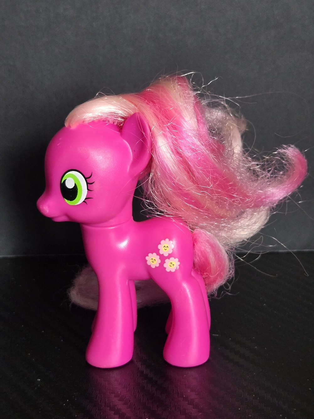 G4 My Little Pony 2010 Brushable 3" CHEERILEE FIGURE Pink Flowers Cutie Mark